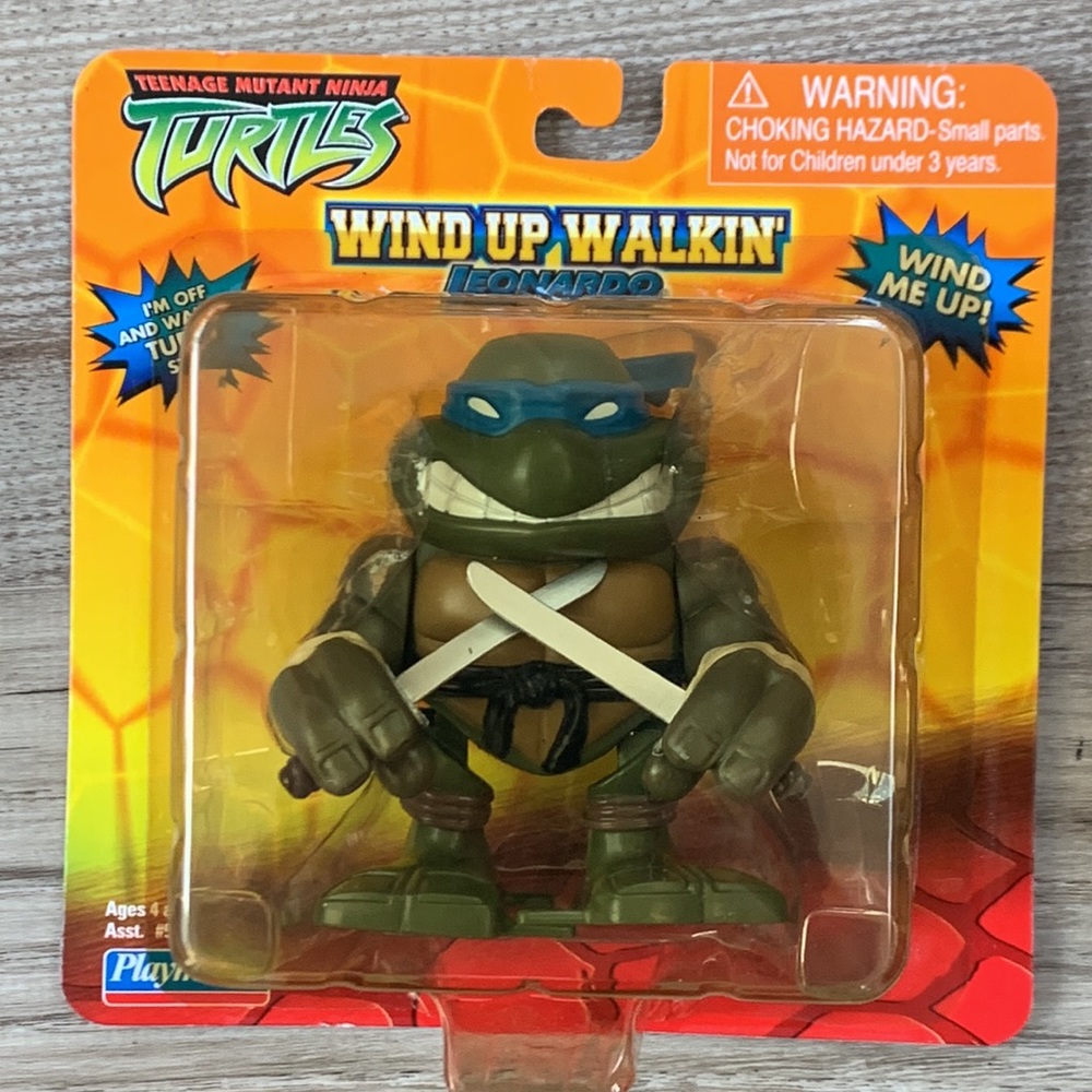VTG Leonardo Teenage Mutant Ninja Turtles Wind Up Walking Toy TMNT Playmates New